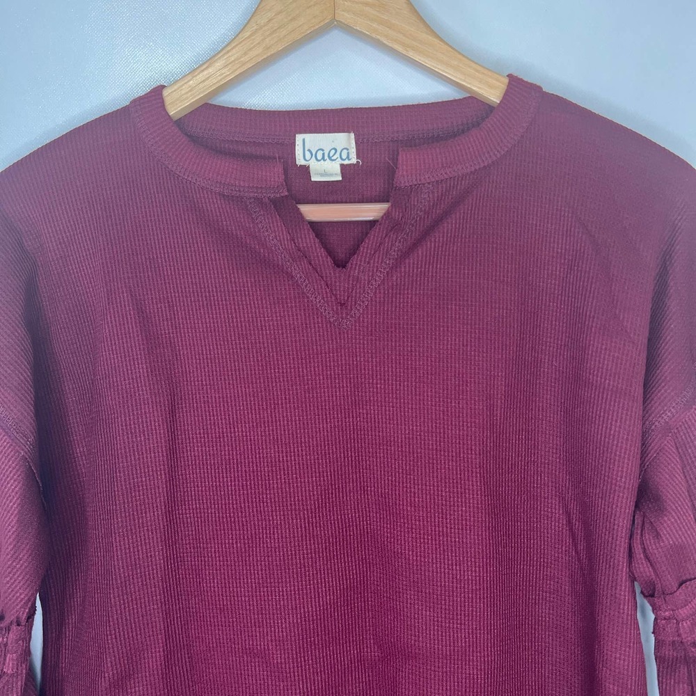 baea Women's Large Split Neck Bell Sleeve Waffle Knit Top Red - Sz L - Picture 2 of 7